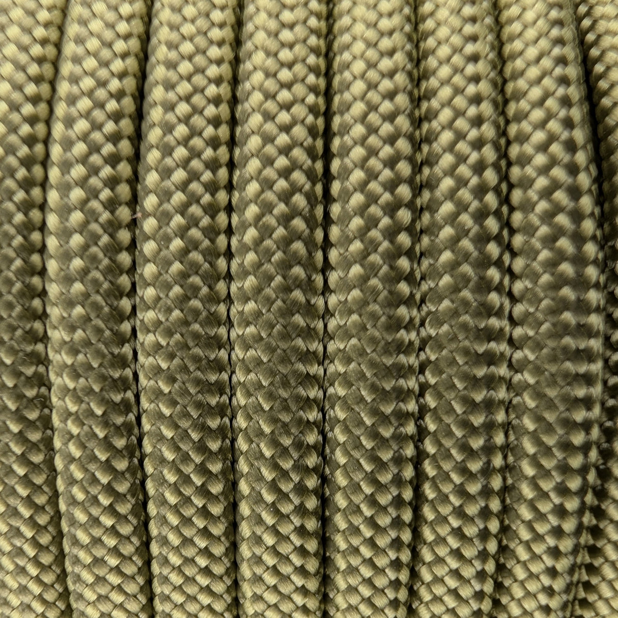 Close-up of the woven sheath on Light Olive Paracord 550, showing 4mm braid
