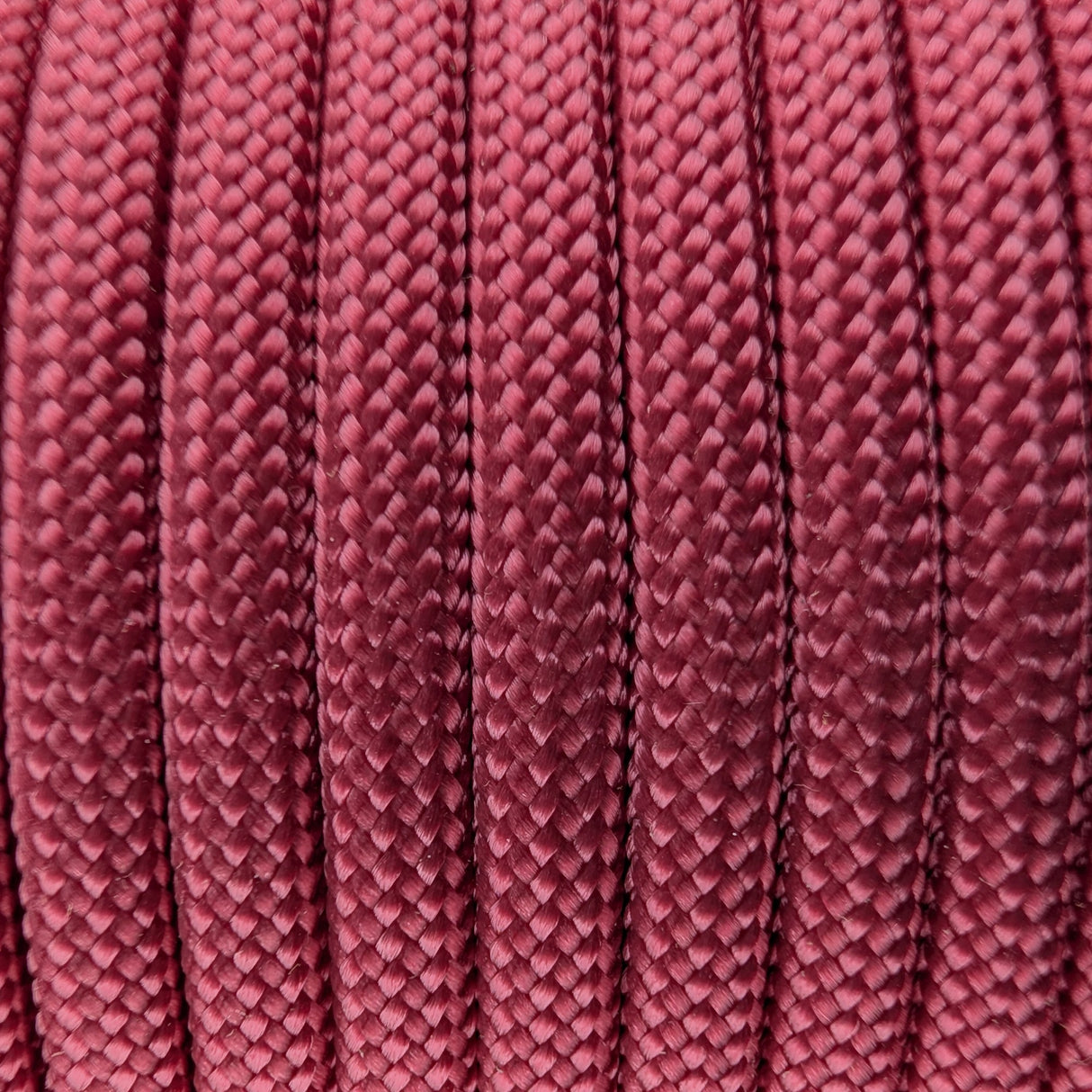 Close-up of the woven sheath on Maroon Paracord 550, showing 4mm braid