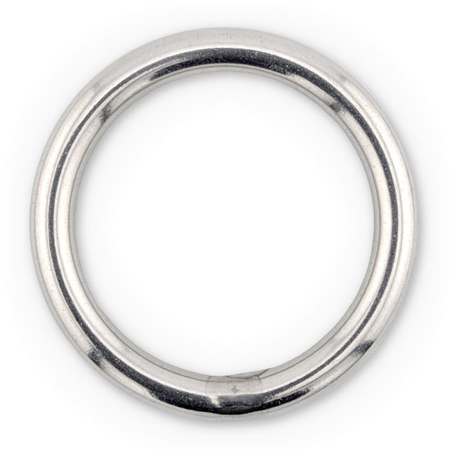 Polished stainless steel O-rings in a range of sizes