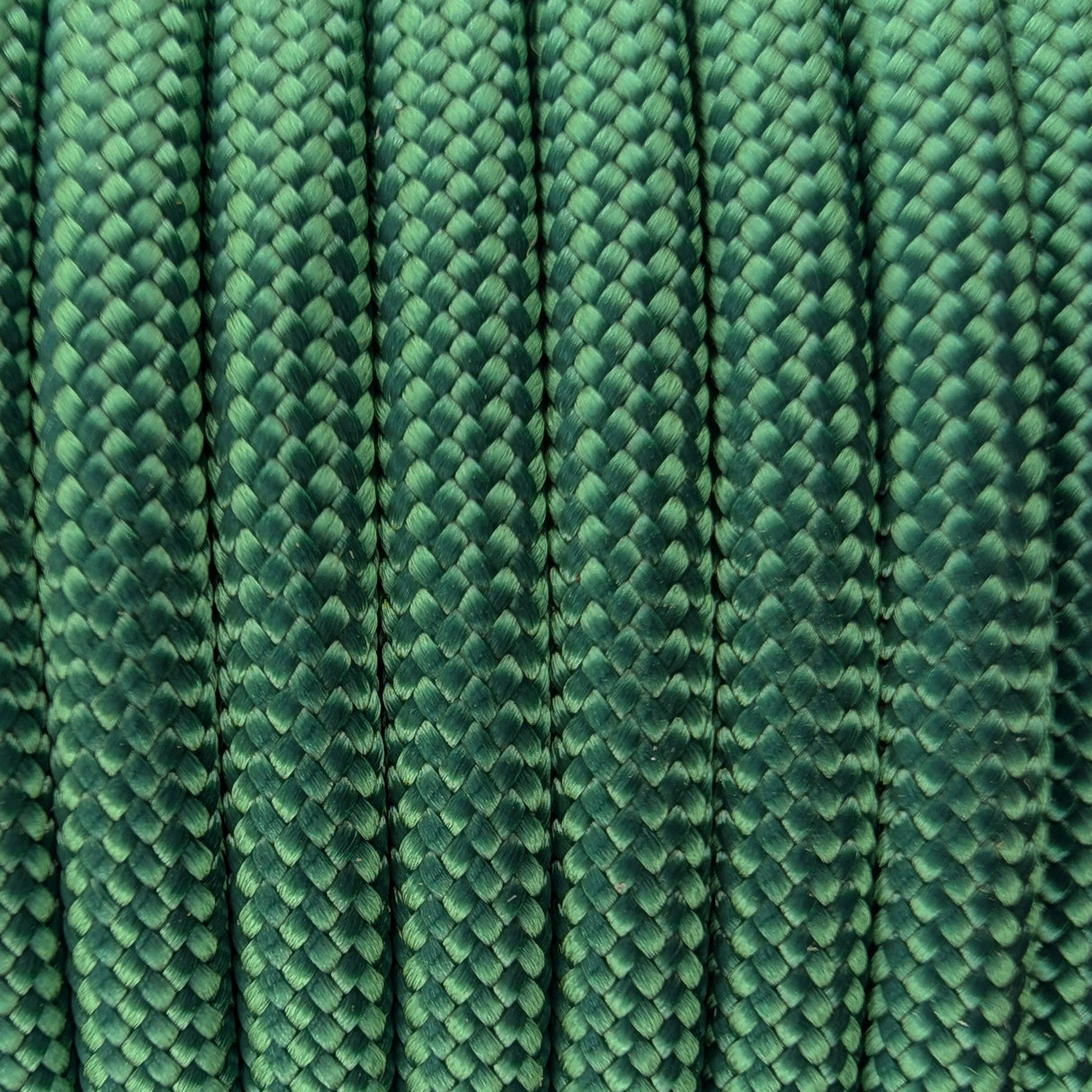 Close-up of the woven sheath on Dark Green Paracord 550, showing 4mm braid