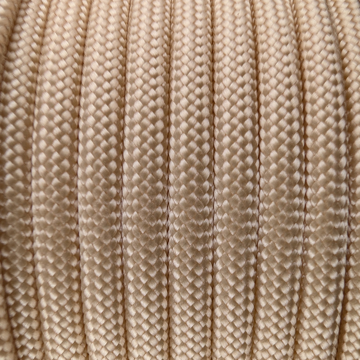 Close-up of the woven sheath on Light Caramel Paracord 550, showing 4mm braid